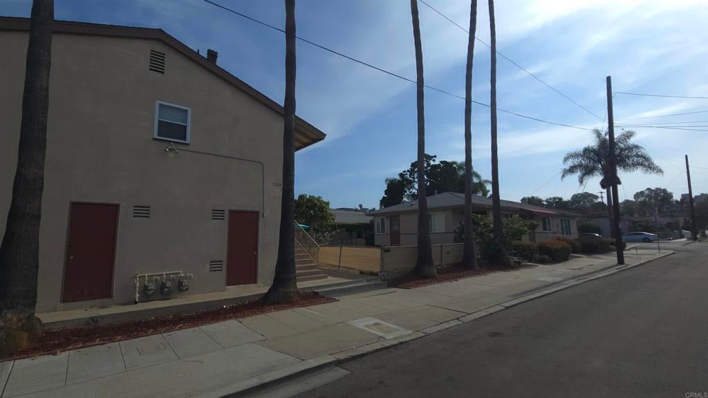 4104 Arizona Street