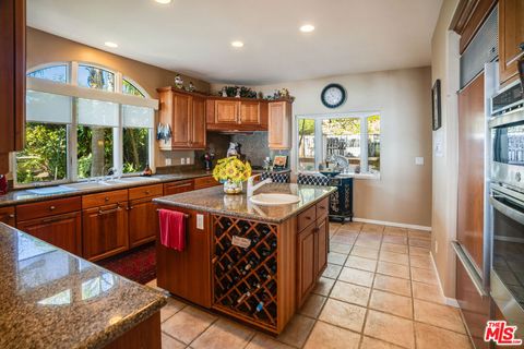 Tiny photo for 1643 La Vista Del Oceano Drive, Santa Barbara, CA 93109 (MLS # 26643957)