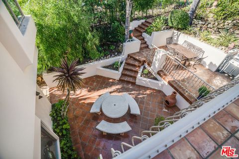 Tiny photo for 1643 La Vista Del Oceano Drive, Santa Barbara, CA 93109 (MLS # 26643957)