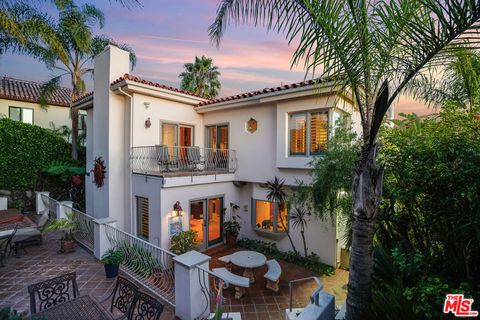 Tiny photo for 1643 La Vista Del Oceano Drive, Santa Barbara, CA 93109 (MLS # 26643957)