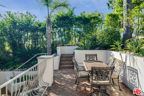 Tiny photo for 1643 La Vista Del Oceano Drive, Santa Barbara, CA 93109 (MLS # 26643957)