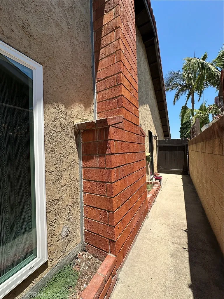 Fountain Valley, California 92708, United States, 5 Bedrooms Bedrooms, ,4 BathroomsBathrooms,Residential,Active,177009