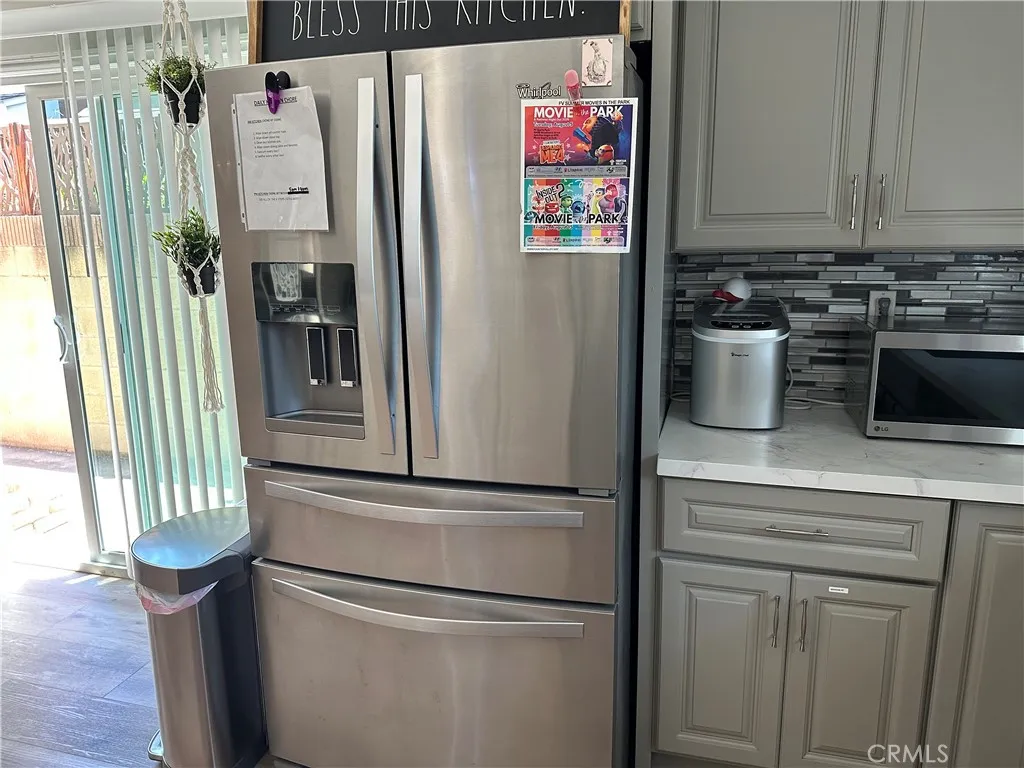 Fountain Valley, California 92708, United States, 5 Bedrooms Bedrooms, ,4 BathroomsBathrooms,Residential,Active,177009