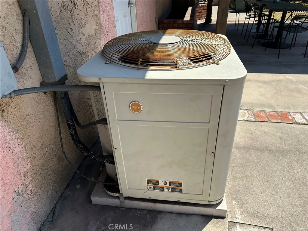 Fountain Valley, California 92708, United States, 5 Bedrooms Bedrooms, ,4 BathroomsBathrooms,Residential,Active,177009