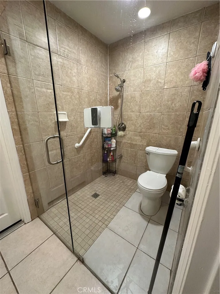 Fountain Valley, California 92708, United States, 5 Bedrooms Bedrooms, ,4 BathroomsBathrooms,Residential,Active,177009