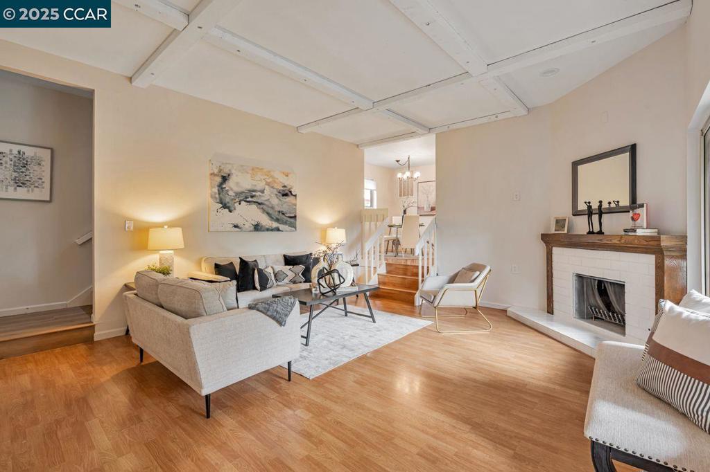 ASCOT HIGHLANDS - Residential