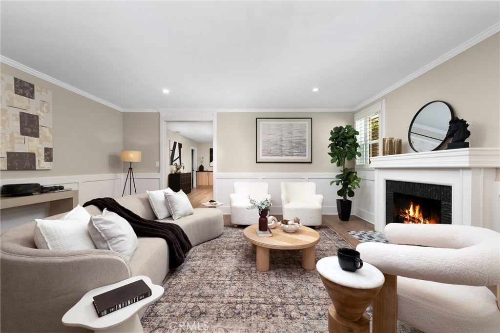 2530 Amherst