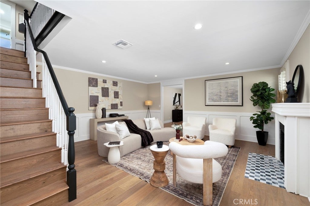 2530 Amherst