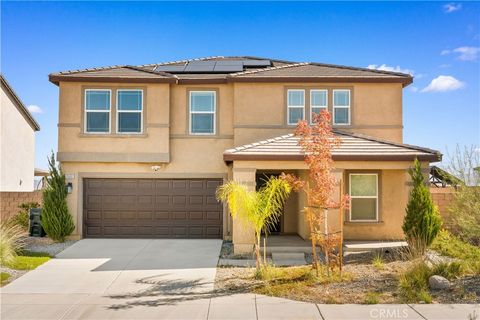 11601 Halter Street Victorville CA 92392
