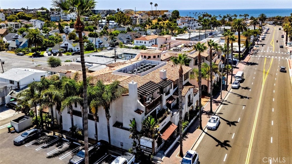1520 N El Camino Real 26