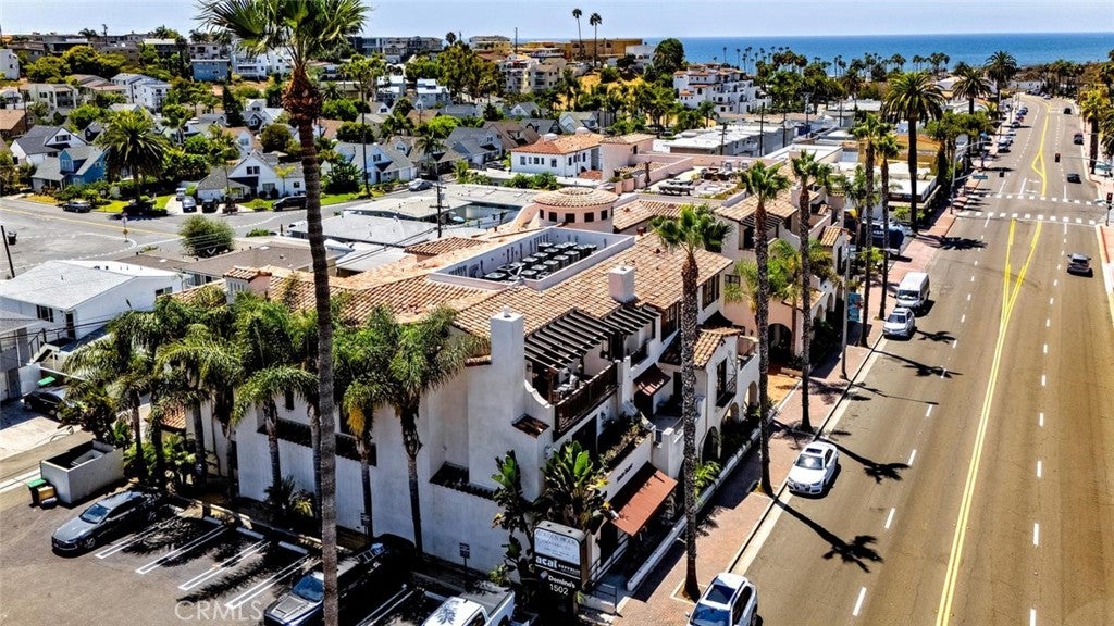 1520 N El Camino Real 26