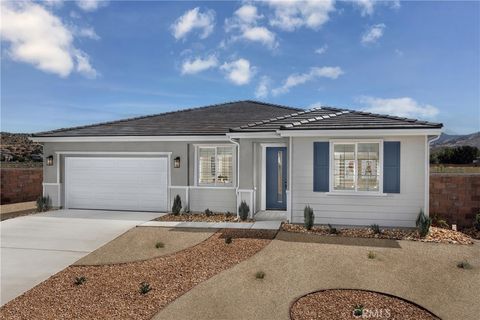 Photo of 2300 Quail Bush Street, Palmdale, CA 93551 (MLS # SR26019187)