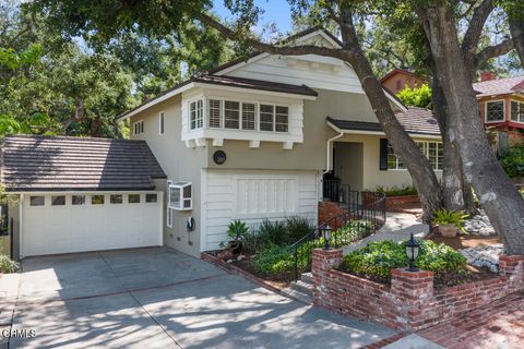 Photo of 3818 Cedarbend Drive, Glendale, CA 91214 (MLS # P1-26559)