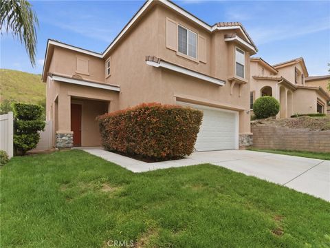 Photo of 29436 Shannon Court, Canyon Country, CA 91387 (MLS # OC26069396)