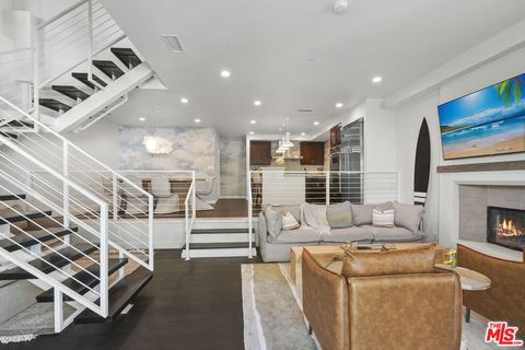 Photo of 9842 Portola Drive, Beverly Hills, CA 90210 (MLS # 25604327)