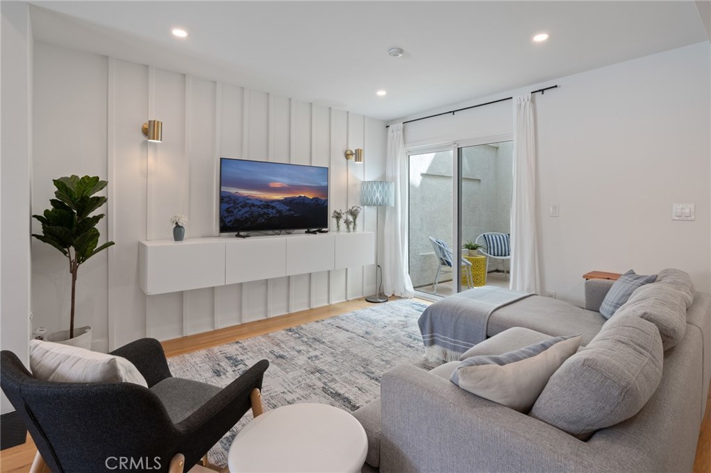 2410 Voorhees Avenue 3
