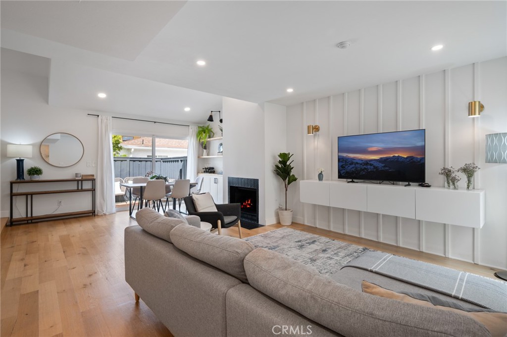 2410 Voorhees Avenue 3