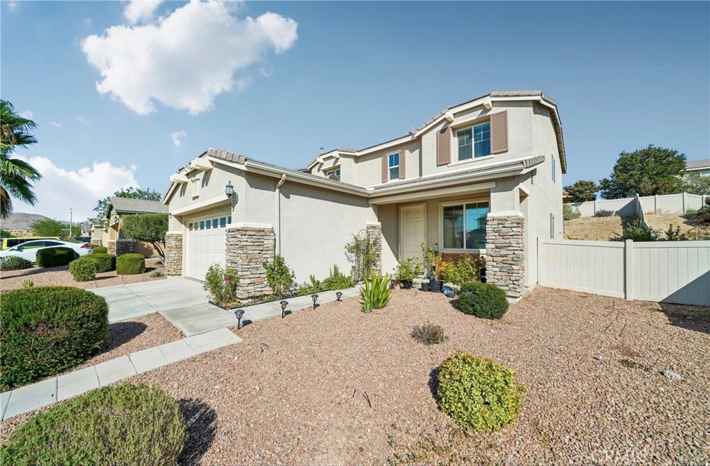 16735 Desert Star