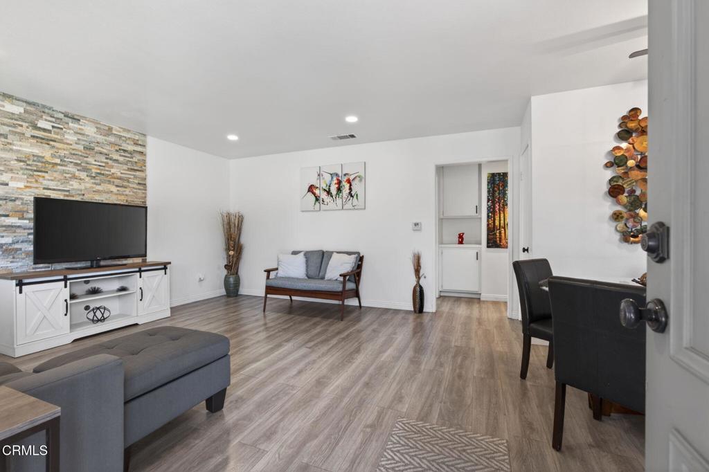 Properties 4992 Shenandoah Street