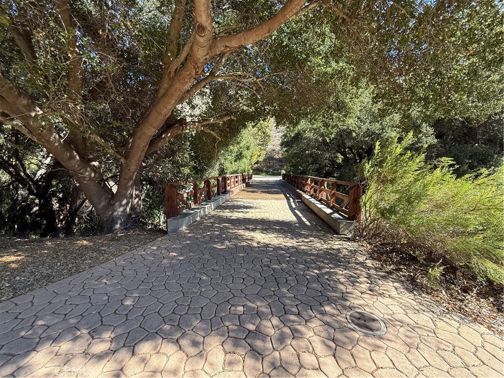 661 Lakeview Canyon Road