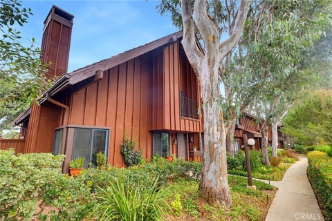 Photo of 1713 Westmont DR, San Pedro, CA 90732 (MLS # SB26221580)