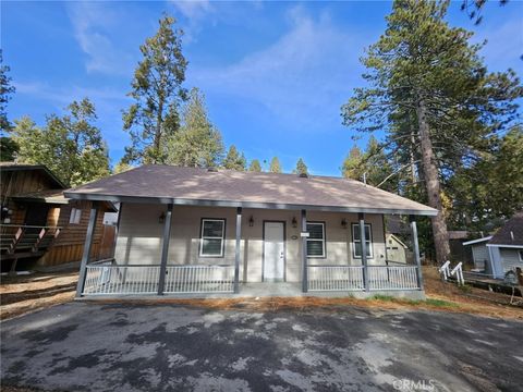 Photo of 2600 Whispering Pines Drive, Running Springs, CA 92382 (MLS # OC25261497)