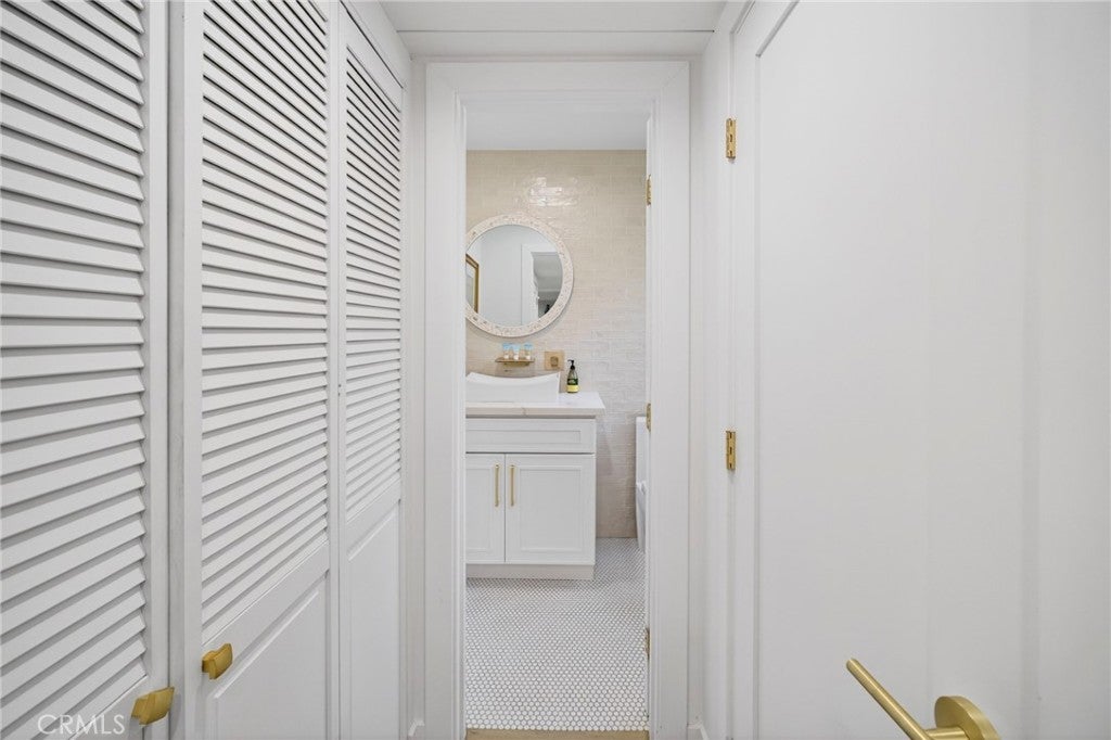 48 Sea Island Drive, Newport Beach CA 92660 - Photo 32