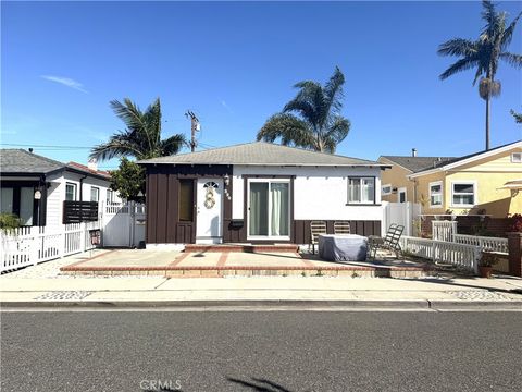 Photo of 320 14th Street, Seal Beach, CA 90740 (MLS # PW26080860)