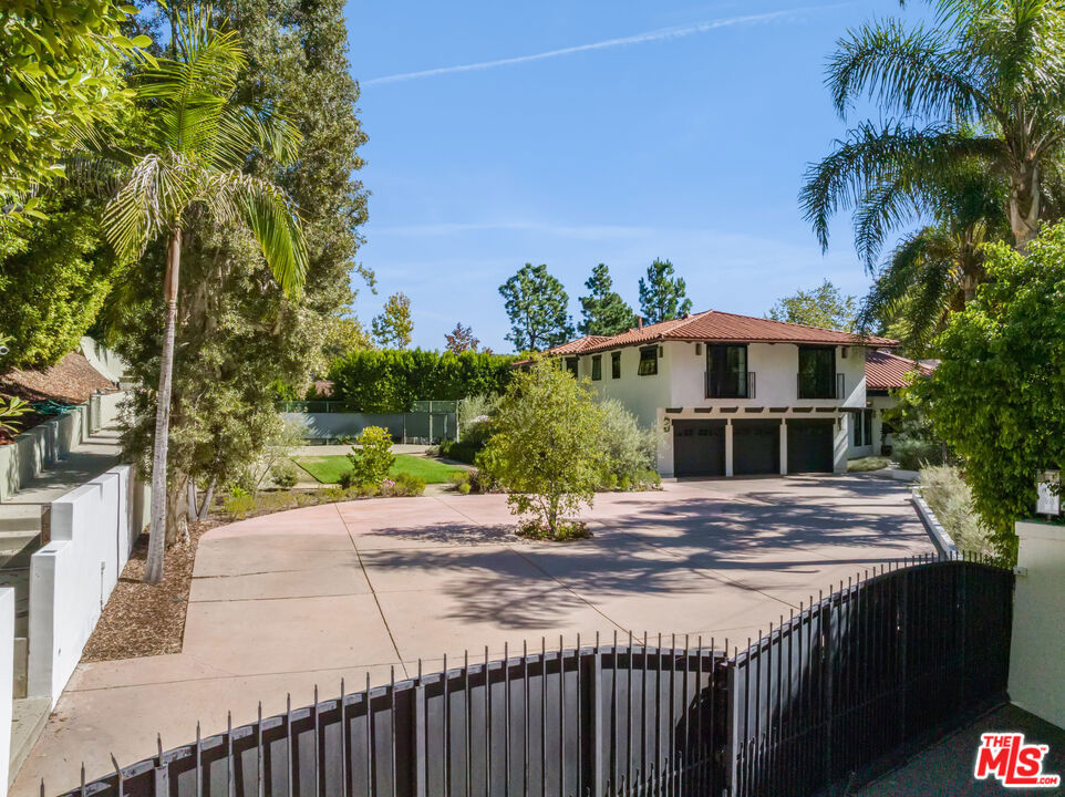 Willow Glen Estates/Hollywood Hills - Residential