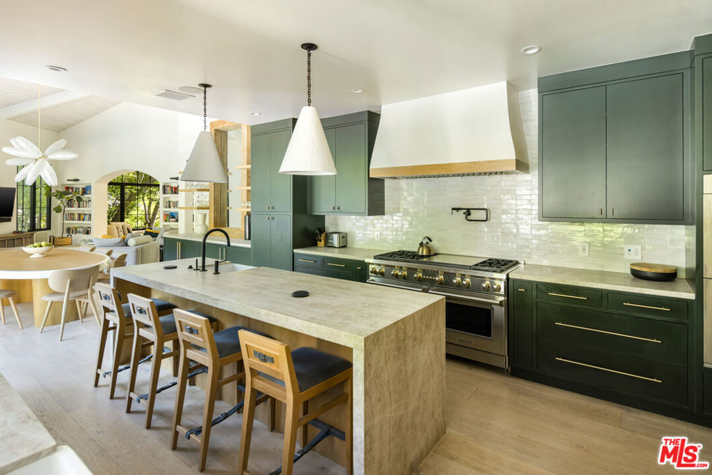 Willow Glen Estates/Hollywood Hills - Residential