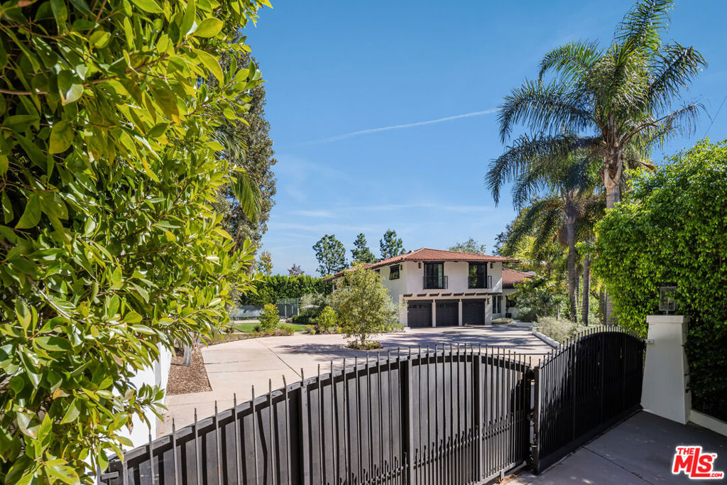 Willow Glen Estates/Hollywood Hills - Residential