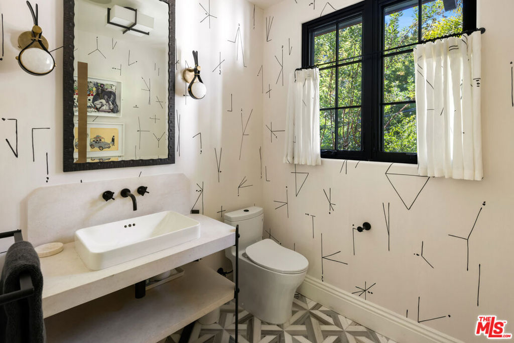 Willow Glen Estates/Hollywood Hills - Residential