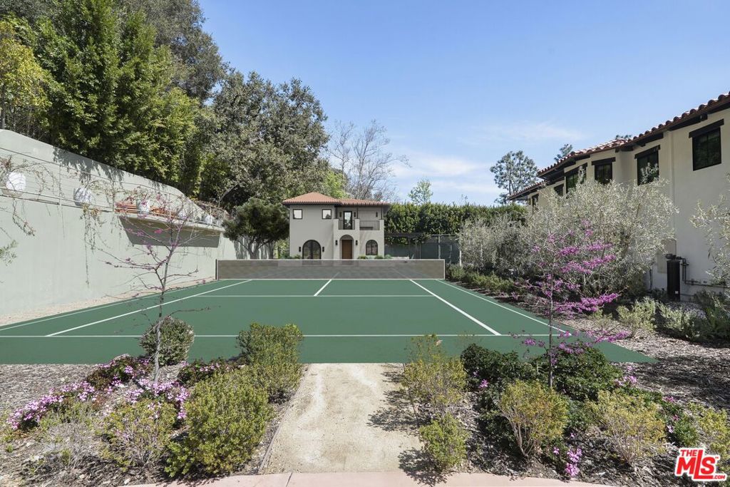 Willow Glen Estates/Hollywood Hills - Residential