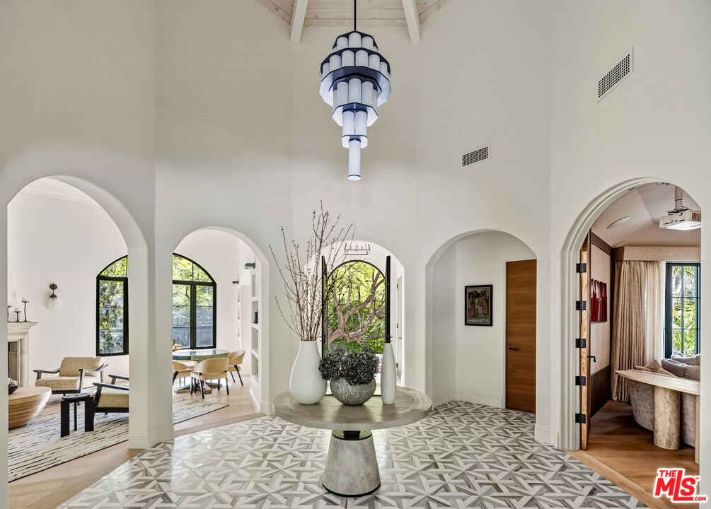 Willow Glen Estates/Hollywood Hills - Residential