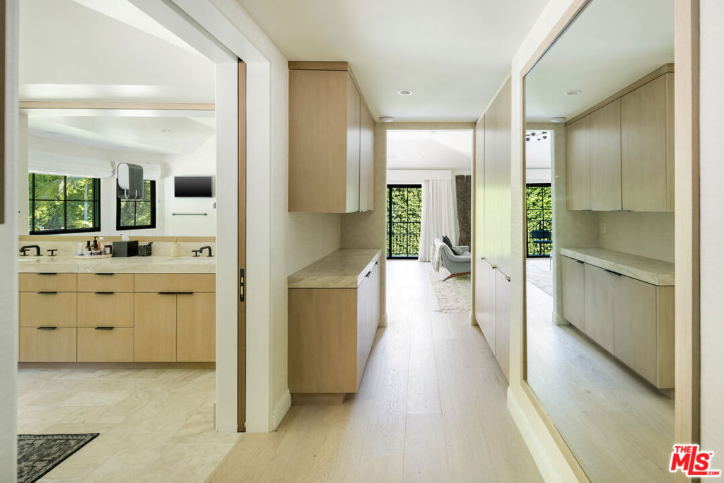 Willow Glen Estates/Hollywood Hills - Residential