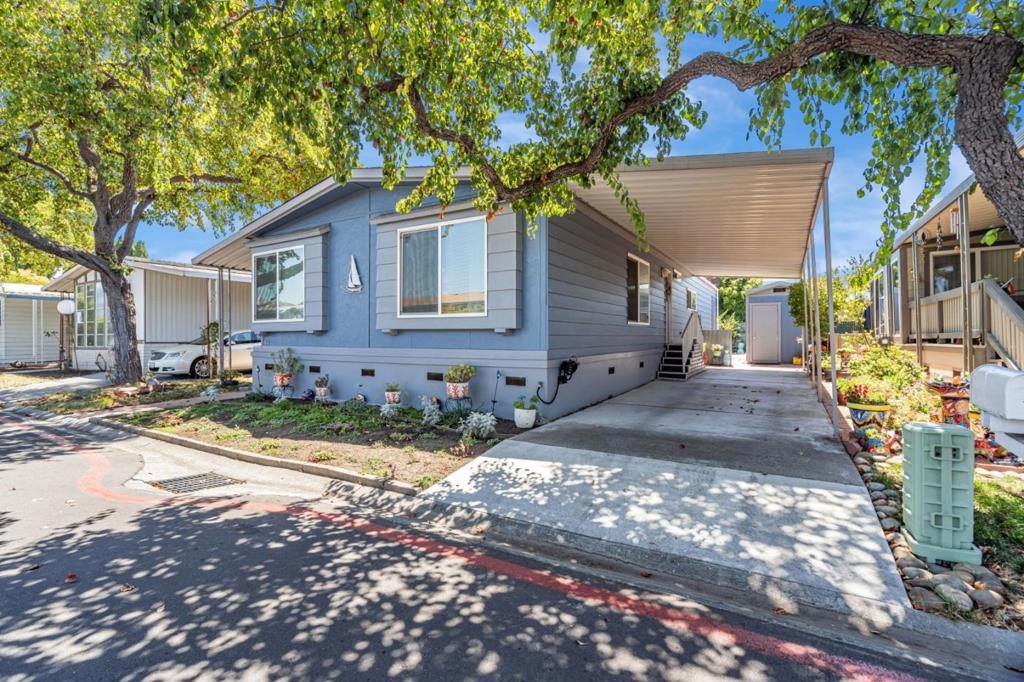 1050 Borregas Avenue