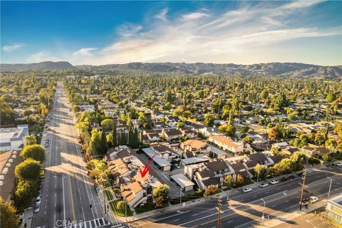 Tiny photo for 22421 Sherman Way #10, West Hills, CA 91307 (MLS # CV25268315)