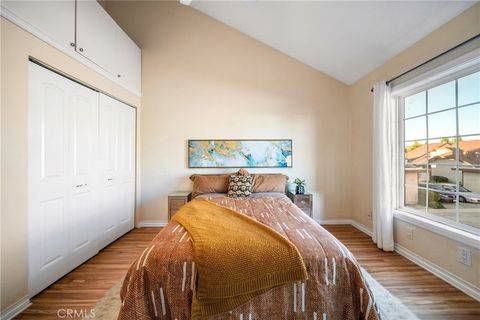 Tiny photo for 22421 Sherman Way #10, West Hills, CA 91307 (MLS # CV25268315)