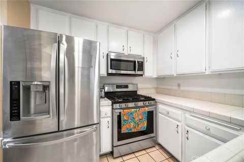 Tiny photo for 22421 Sherman Way #10, West Hills, CA 91307 (MLS # CV25268315)