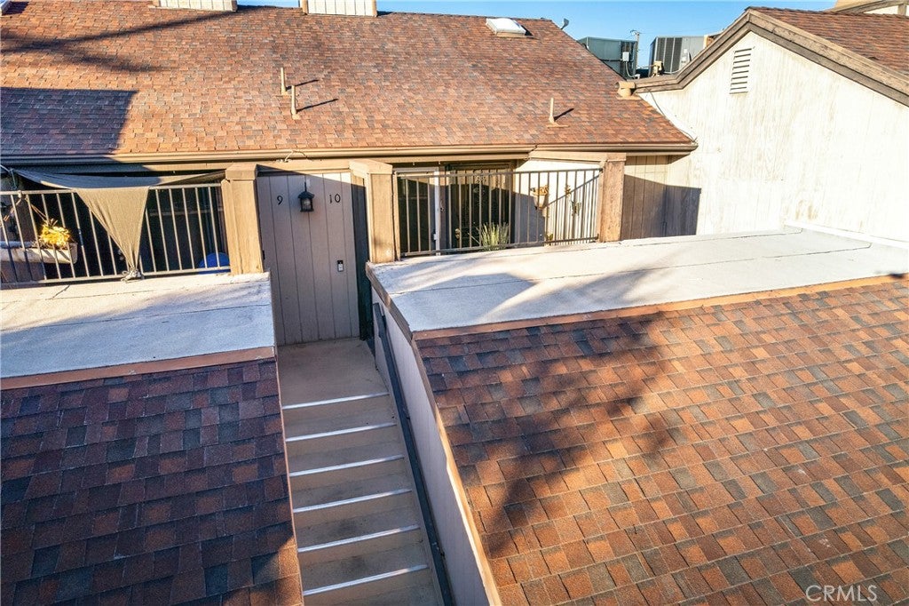 22421 Sherman Way 10, West Hills CA 91307