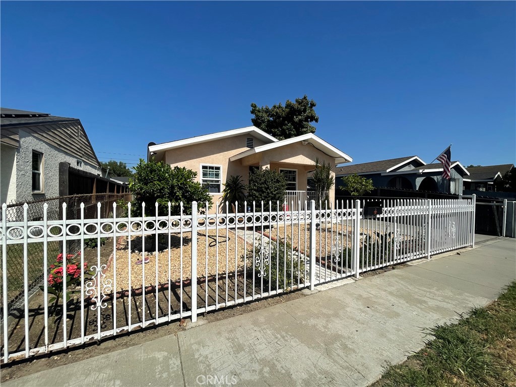Charming 3 bedroom 1 1/4 bath plus a guest house with 2 bedrooms, 1 bath (guest house not permitted) in Pico Rivera! Gated white iron fence with long driveway, living and dining room with tile floors and ceiling fans, kitchen with spacious room to make a pantry! 3 bedrooms, 1 1/4 bath with shower and tub, remodeled with ceramic tile, dual pane windows. Guest house (unpermitted) has kitchen with granite countertops, tile floors, 2 bedroom and 1 bathroom, dual pane windows . Newly installed vinyl covered patio, storage shed and solar panels installed in on both houses! Outside laundry room, upgraded electrical panels, upgraded plumbing, security cameras, alarm system, sensor lights in front and back. Large avocado tree, close to shopping, dining and more!
PROPERTY PROFILE SHOWS 2 BED 1 BATH, HOUSE HAS 3 BEDROOMS, 1 1/4 BTH AND GARAGE WAS CONVERTED TO A 2 BED. 1 BATH BY A PREVIOUS OWNER WITH NO CITY PERMITS. PER APPRAISER MEASUREMENTS, MAIN HOUSE 855.4 LIV SQ. FT & UNPERMITTED GUEST HOUSE 561.2 LIV. SQ FT.