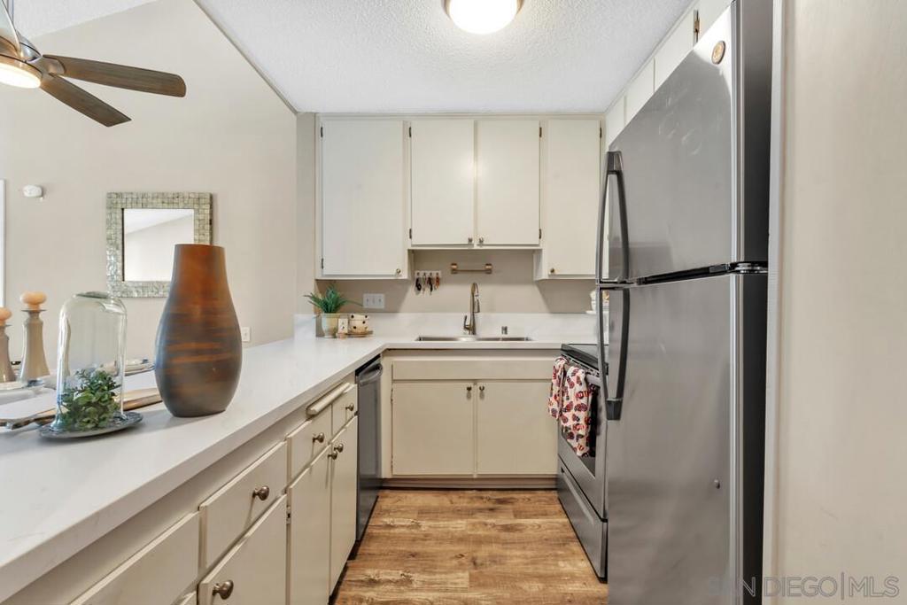 1885 Diamond Street 320