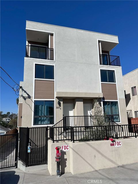 Photo of 327 N Chicago Street, Los Angeles, CA 90033 (MLS # AR26003789)