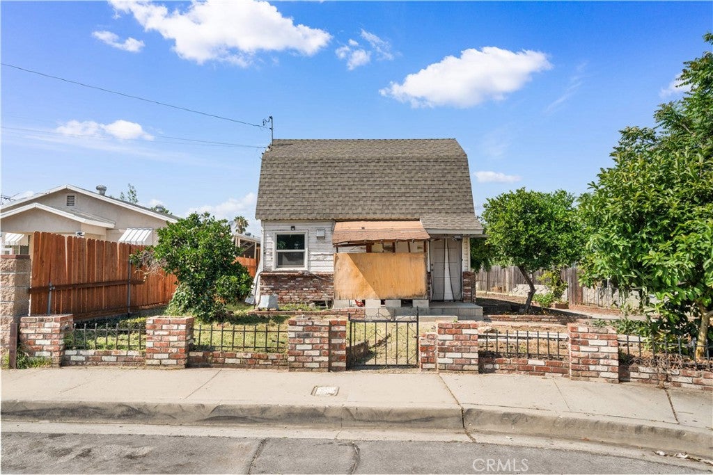 137 Loftus Drive Dr