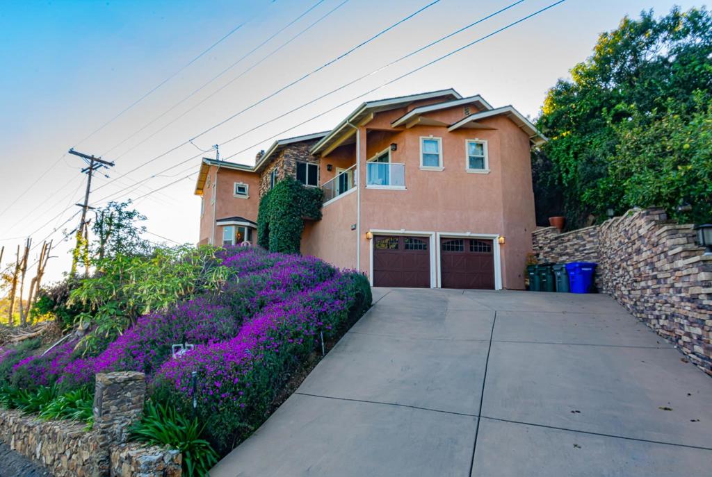 3812 Costa Bella Way