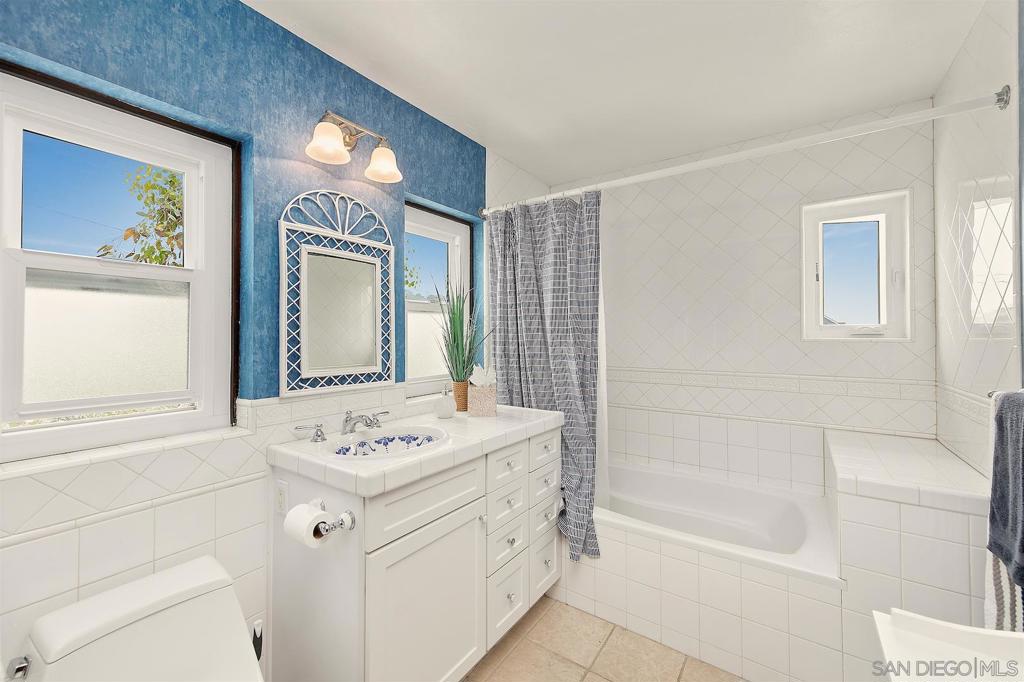 Del Mar - Residential