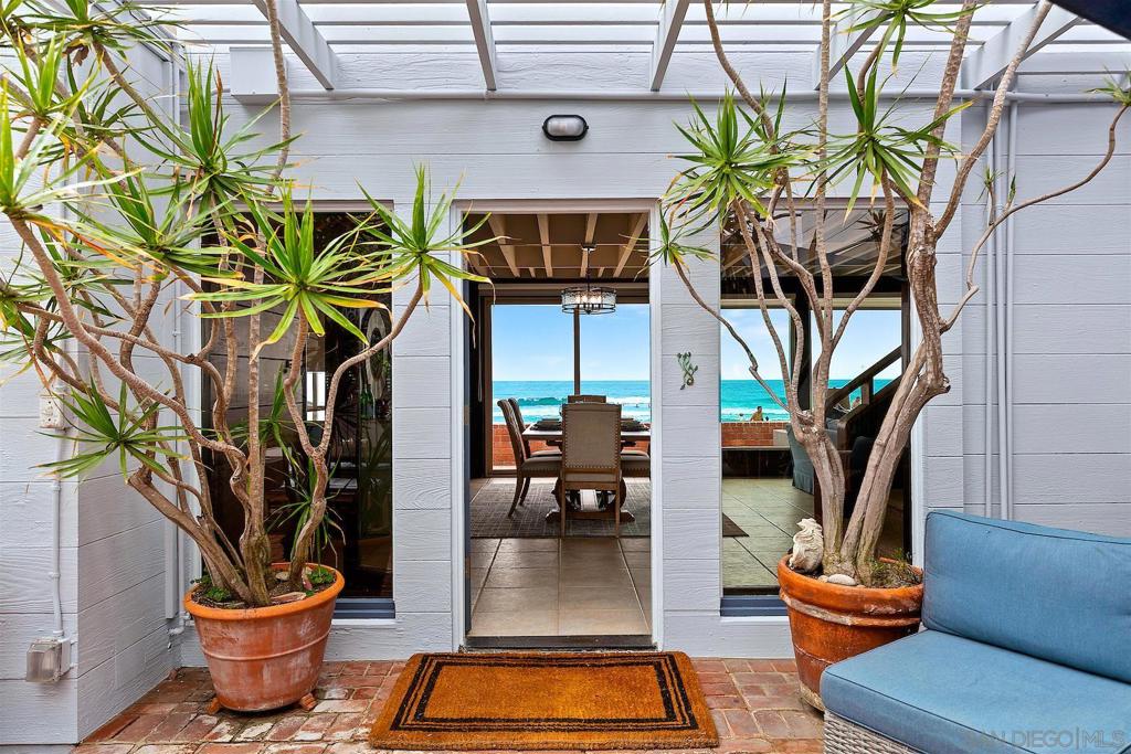 Del Mar - Residential