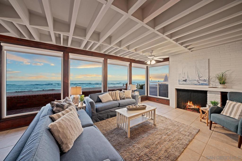 Del Mar - Residential