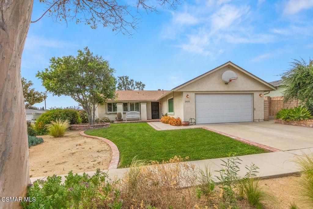 Photo of 2413 Lita Place, Simi Valley, CA 93063 (MLS # 226001208)