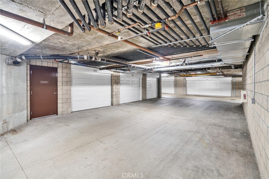 168 S Sierra Madre Boulevard 114